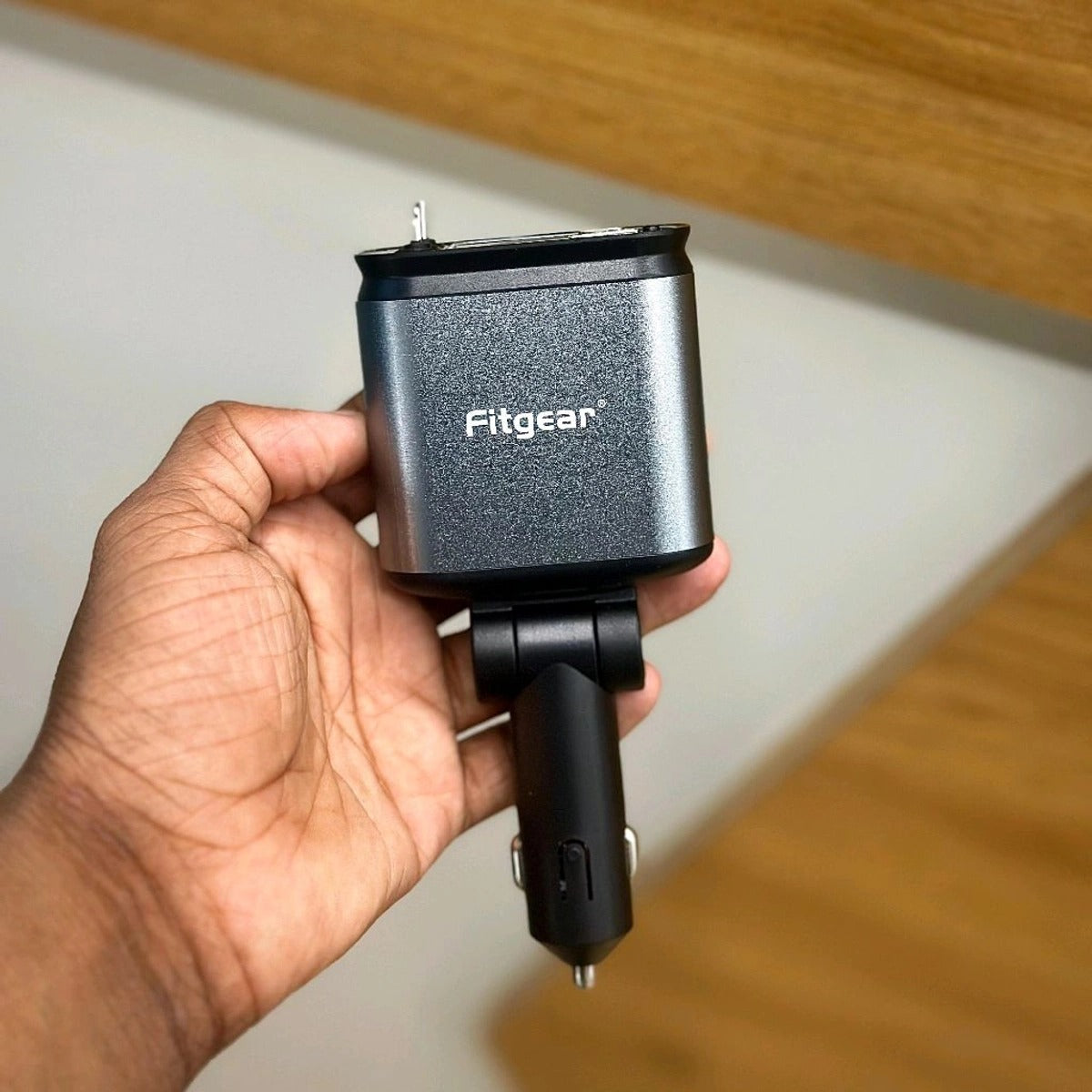 Fitgear premium 4-in-1 fast car charger