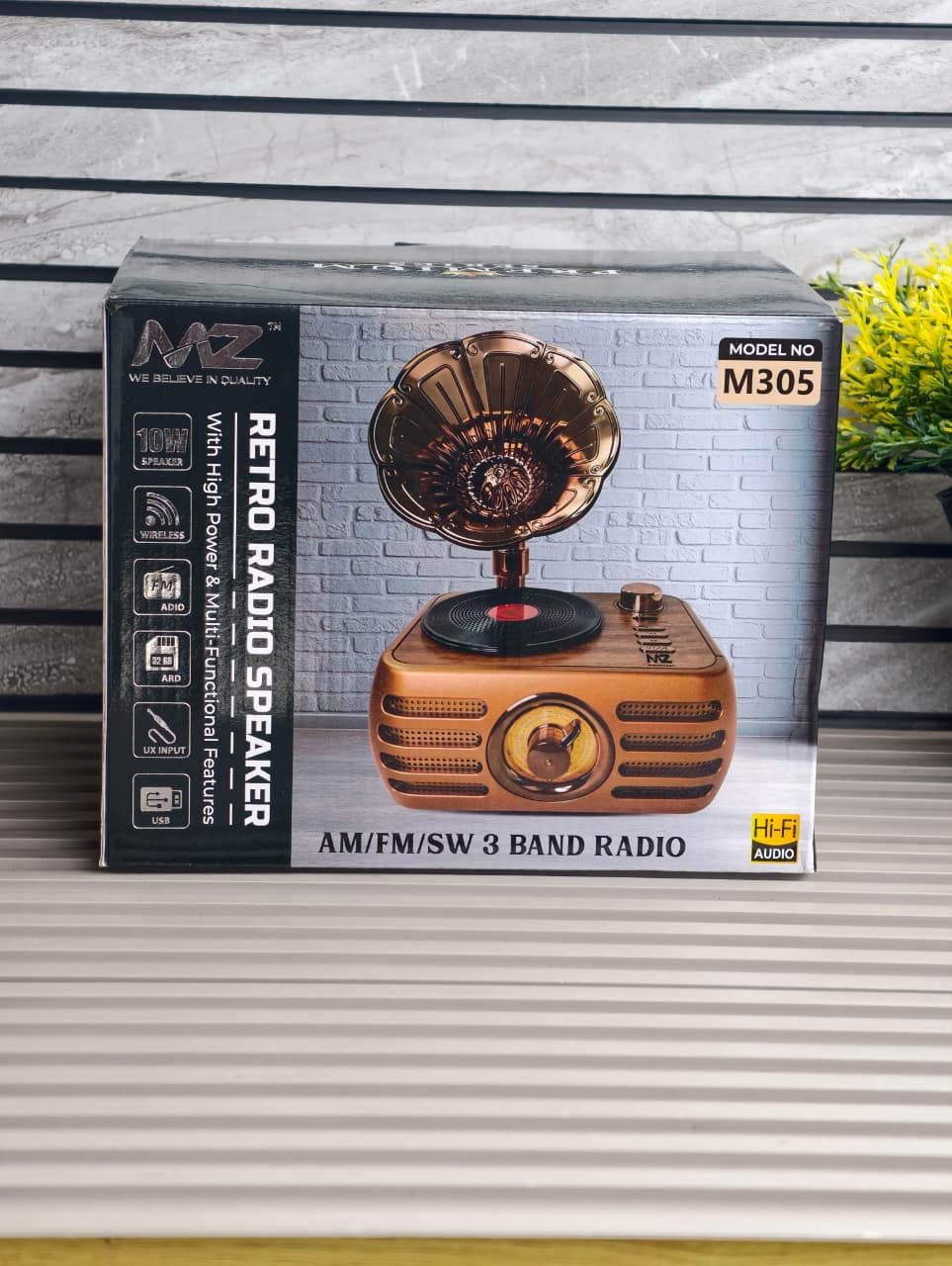 MZ SERIES A RETRO RADIO SPEAKER (Model M305)