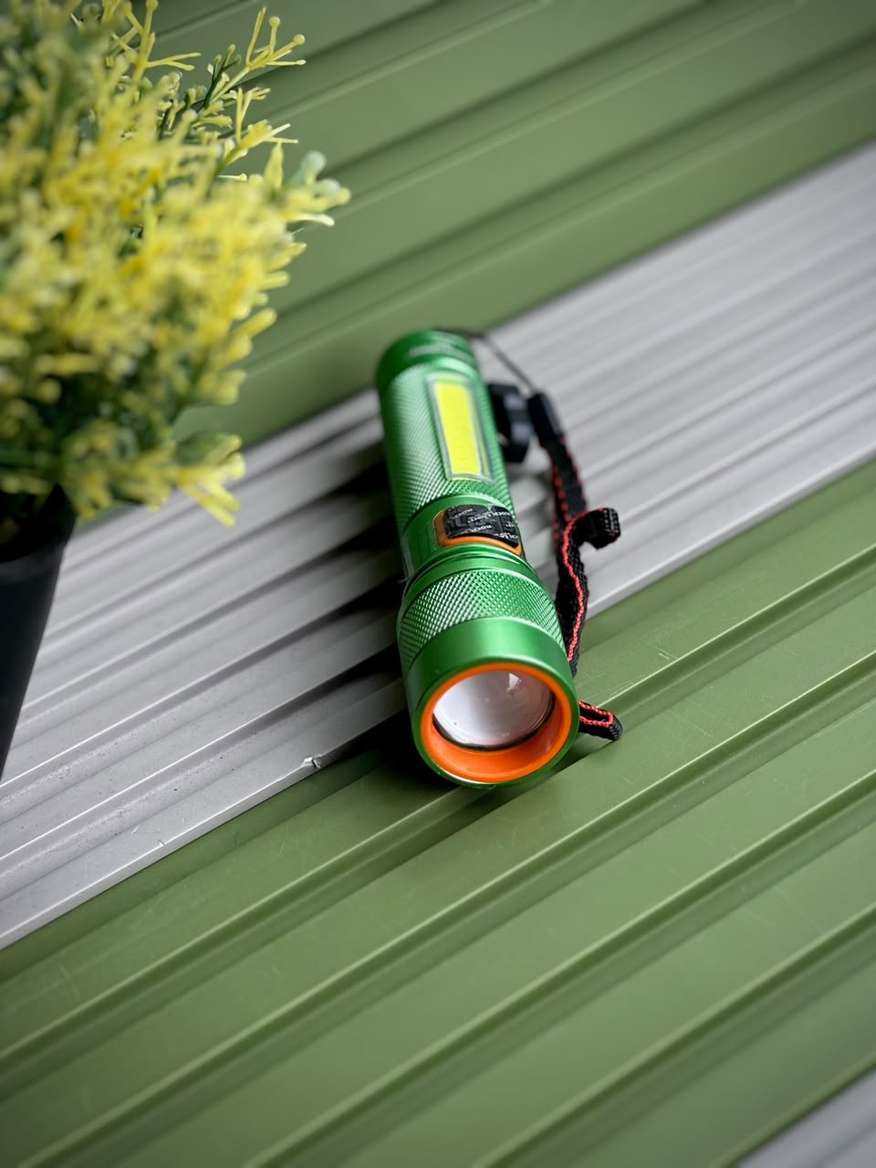 ROCK LIGHT M62 High-Power Rechargeable LED Torch Light with Type-C Charging Cable & Carrying Case – 1500mAh